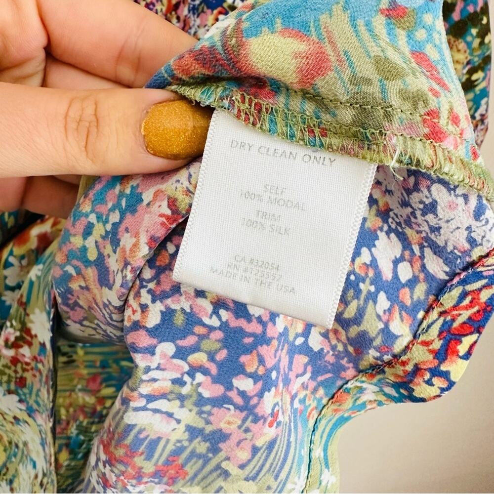 ANTHROPOLOGIE Dolan Blue White Flowering Pasture Button Silk Blouse Shirt Top M - Picture 10 of 13